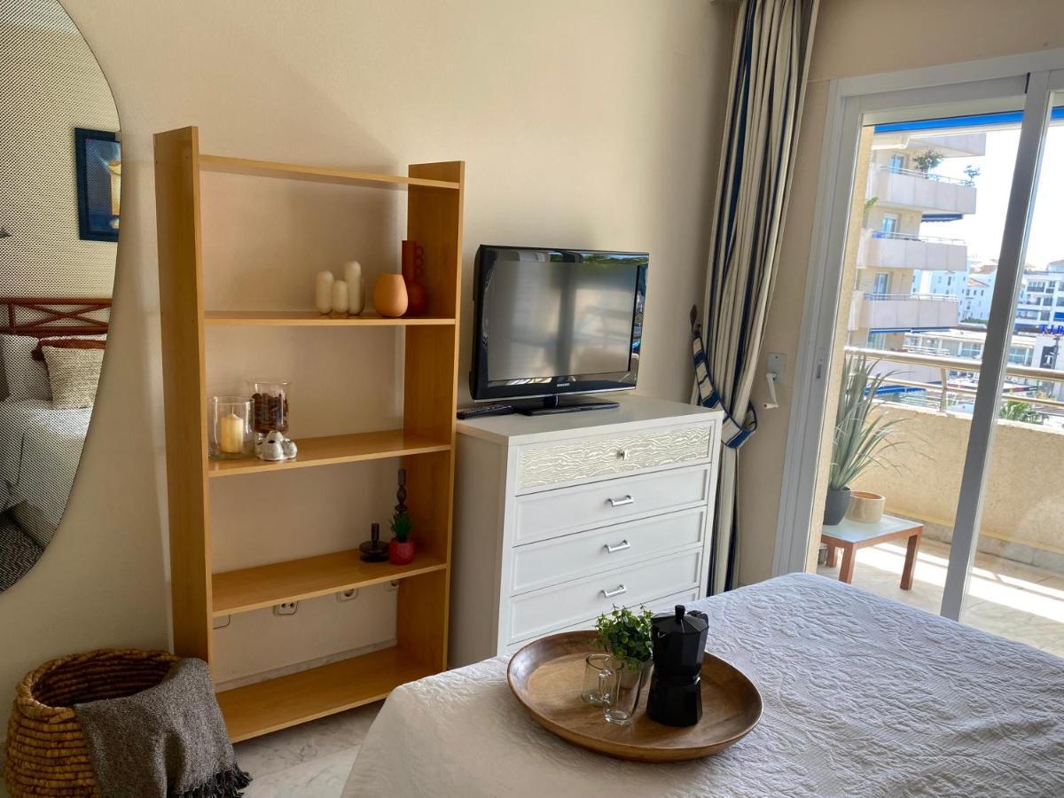 מארבלה Exclusive Puerto Banus Beach Apartment Free Parking Wifi & Swimming Pool מראה חיצוני תמונה
