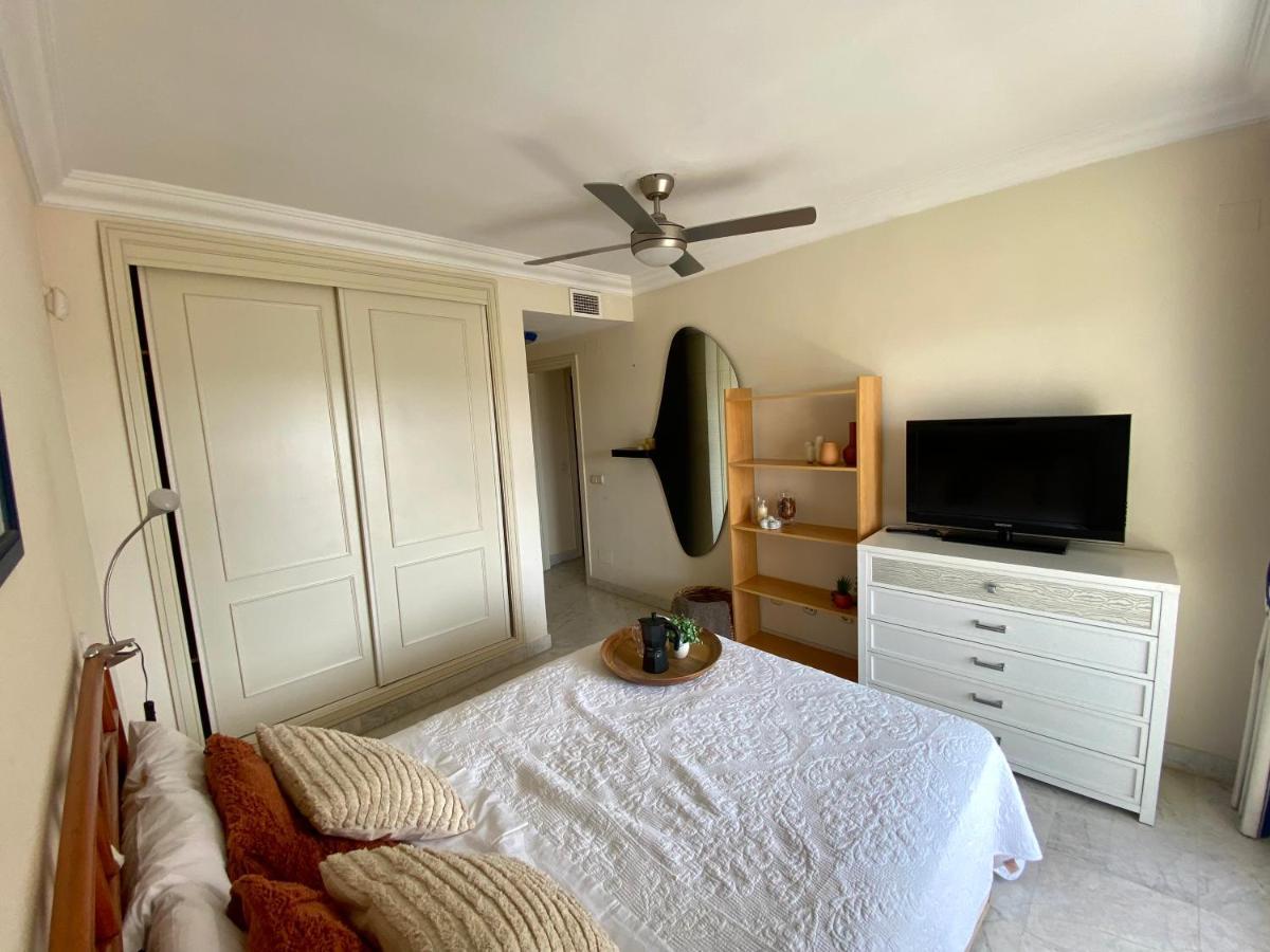מארבלה Exclusive Puerto Banus Beach Apartment Free Parking Wifi & Swimming Pool מראה חיצוני תמונה
