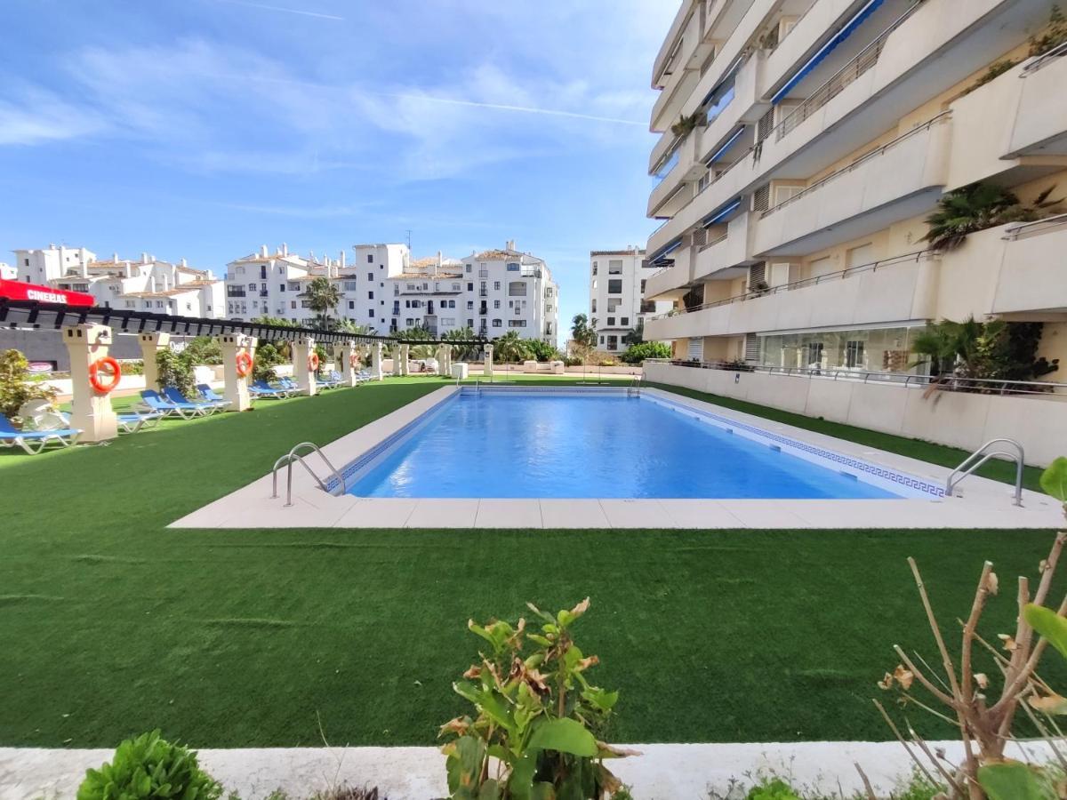 מארבלה Exclusive Puerto Banus Beach Apartment Free Parking Wifi & Swimming Pool מראה חיצוני תמונה